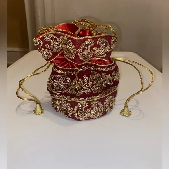 Vintage Drawstring Purse NWOT - Picture 2 of 3